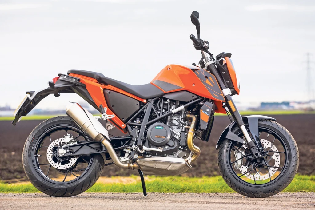 KTM 690 Duke